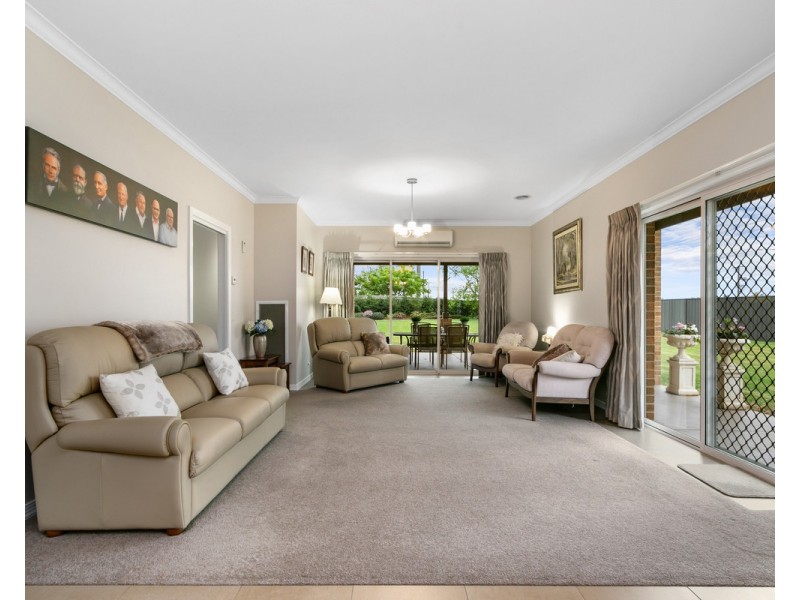 2 Brolga Place, Sale VIC 3850