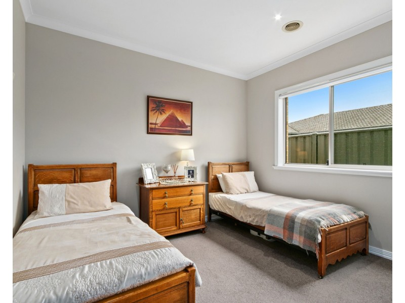 2 Brolga Place, Sale VIC 3850
