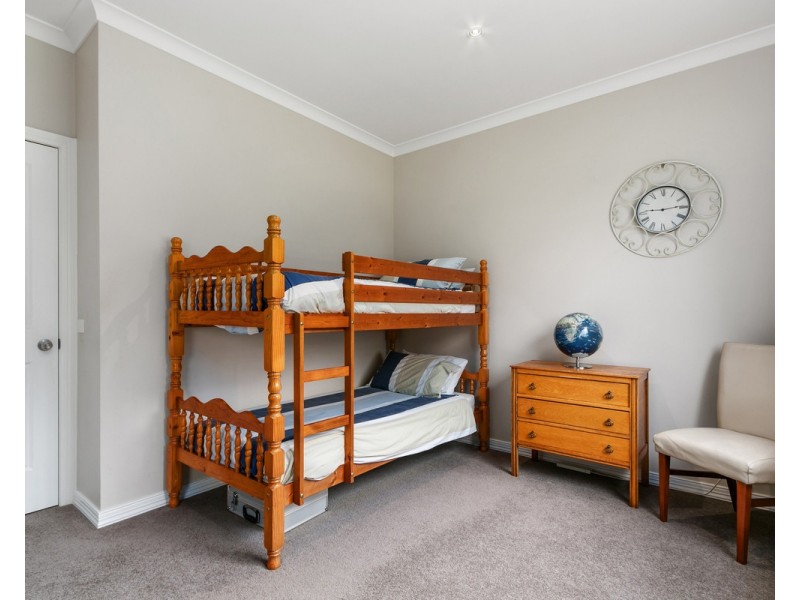 2 Brolga Place, Sale VIC 3850