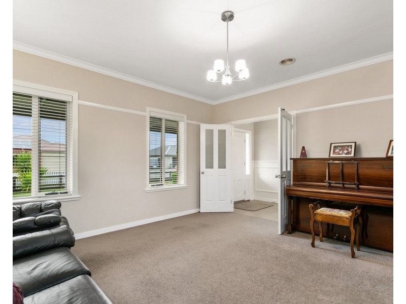 2 Brolga Place, Sale VIC 3850