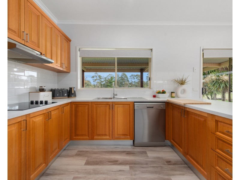 75 Gerrand Drive, Longford VIC 3851