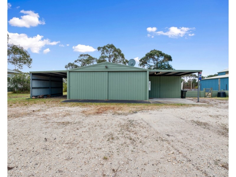 177 Longford Golden Beach Road, Dutson Downs VIC 3851