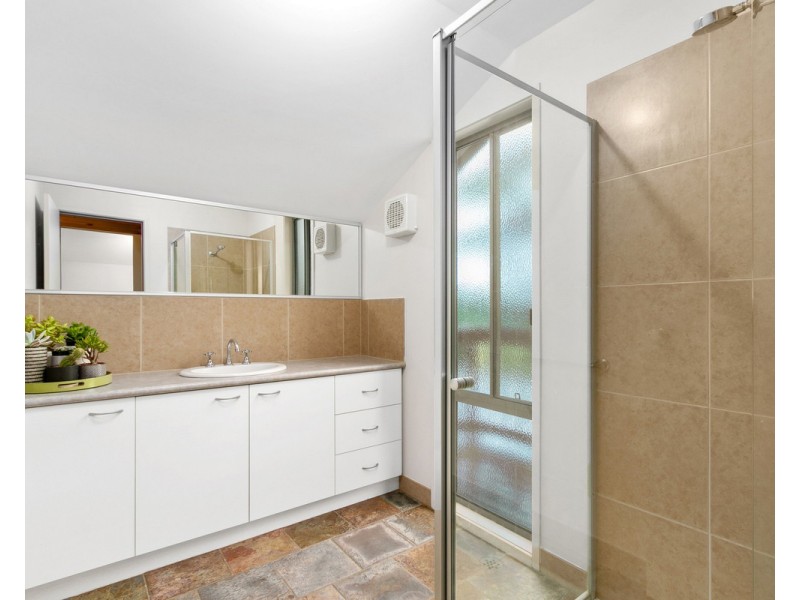 20 Panorama Drive, Seaspray VIC 3851