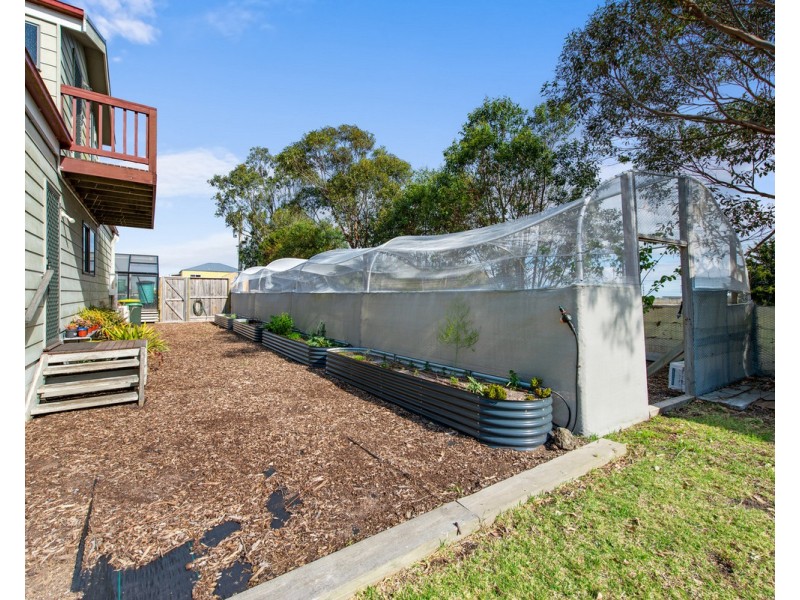 20 Panorama Drive, Seaspray VIC 3851
