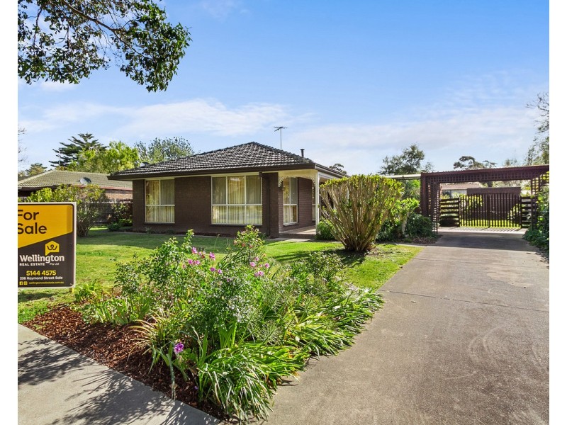 4 Phillip Crescent, Sale VIC 3850