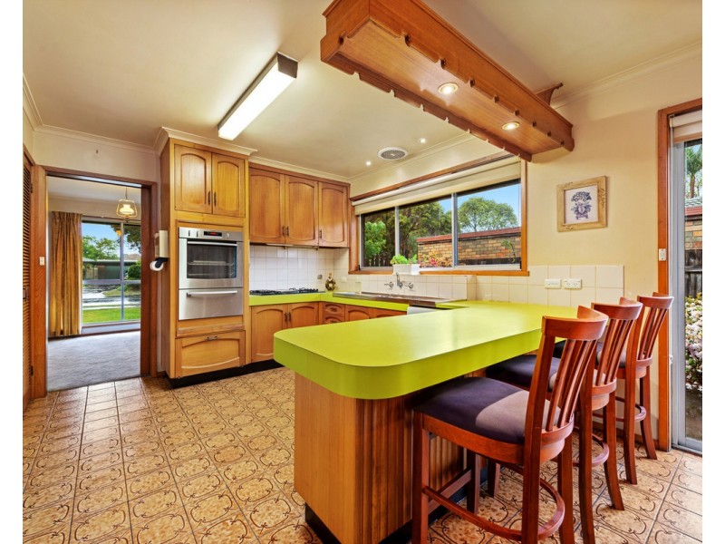 4 Phillip Crescent, Sale VIC 3850
