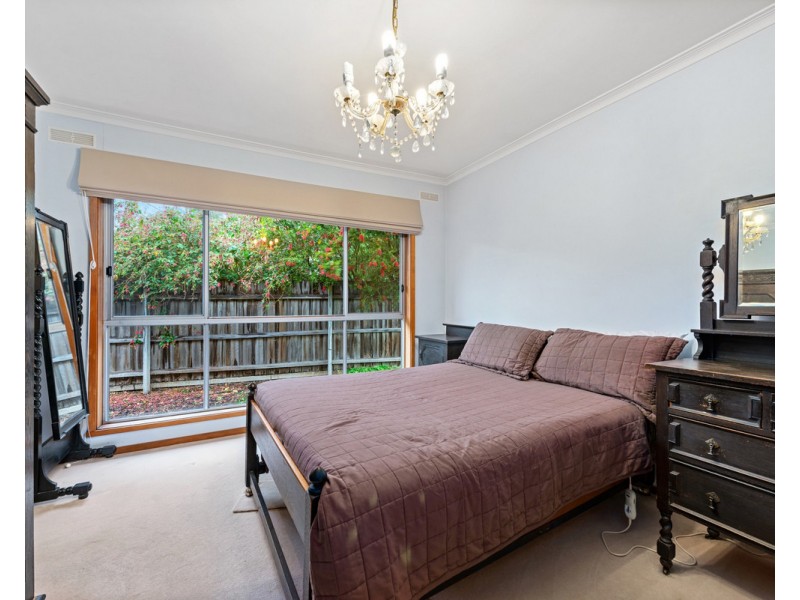 4 Phillip Crescent, Sale VIC 3850