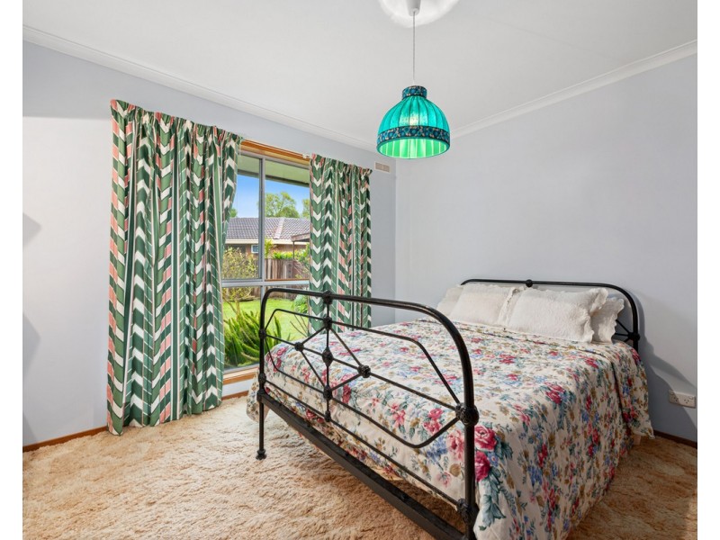 4 Phillip Crescent, Sale VIC 3850