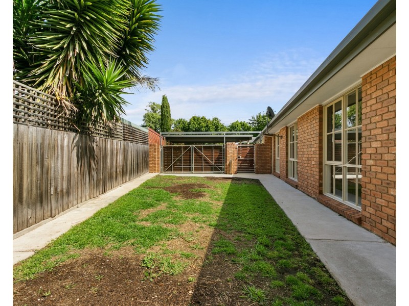 1 Stafford Drive, Sale VIC 3850