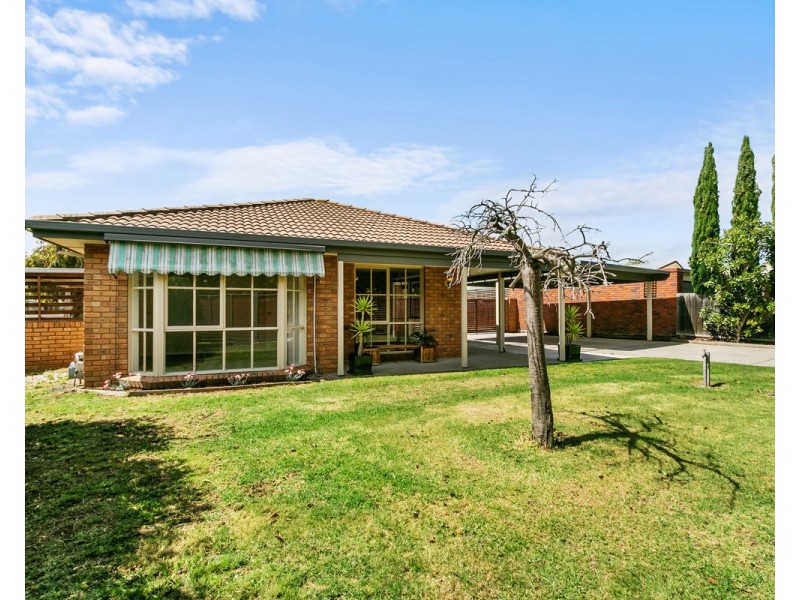 1 Stafford Drive, Sale VIC 3850