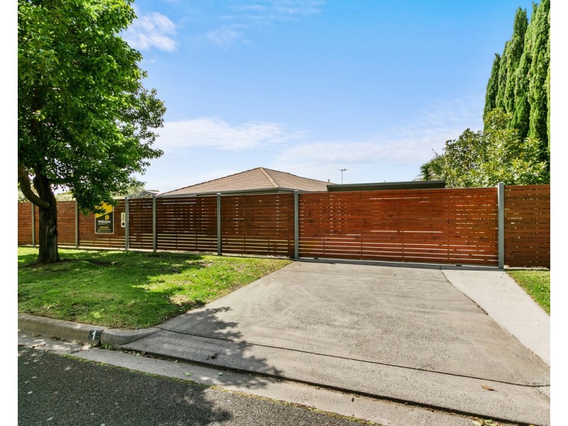1 Stafford Drive, Sale VIC 3850