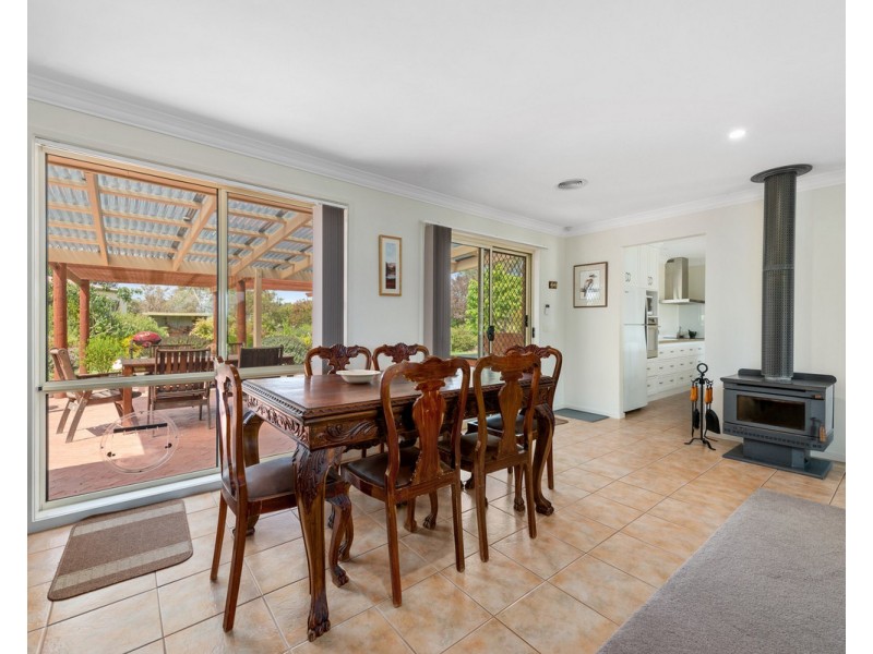 8 Galway Drive, Stratford VIC 3862