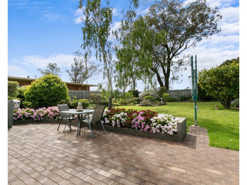 8 Rolland Street, Sale VIC 3850