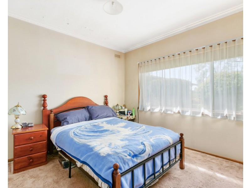 8 Rolland Street, Sale VIC 3850