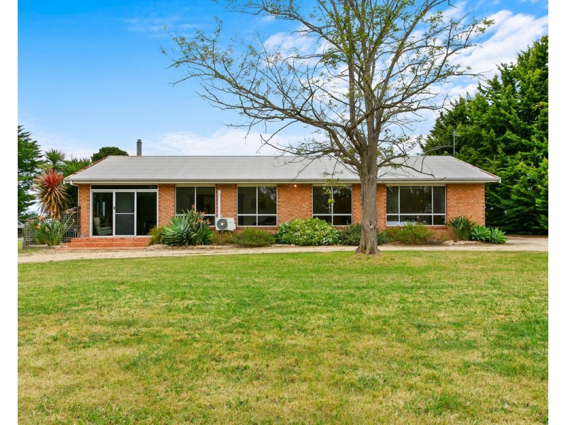 25 Newnham Road, Longford VIC 3851