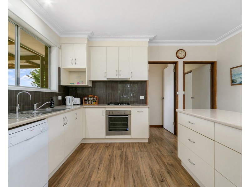 25 Newnham Road, Longford VIC 3851