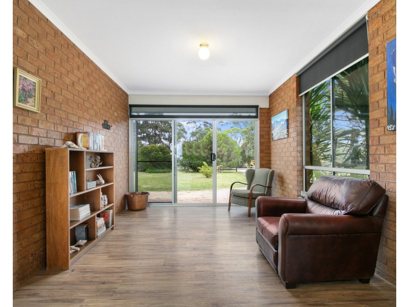 25 Newnham Road, Longford VIC 3851