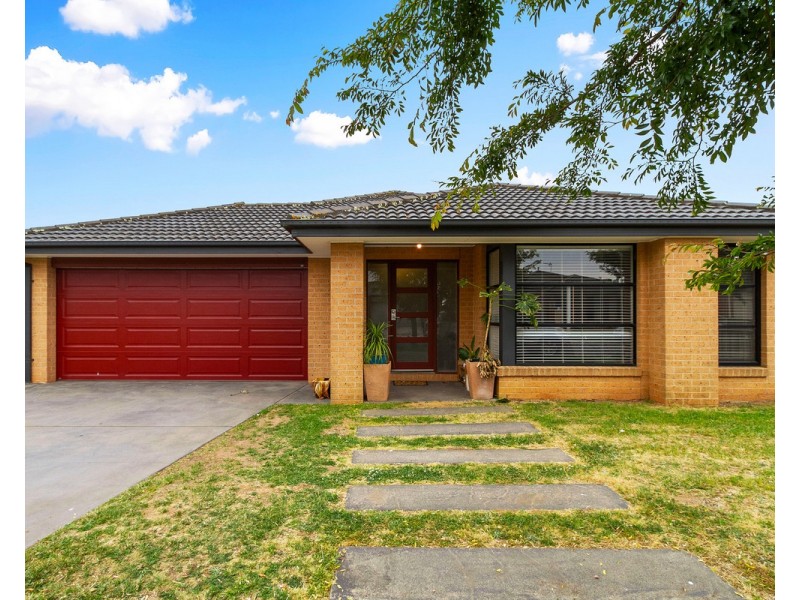 24 Ruthberg Drive, Sale VIC 3850