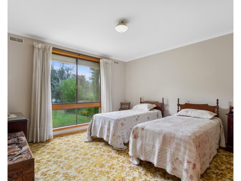 14 Dawson Street, Stratford VIC 3862