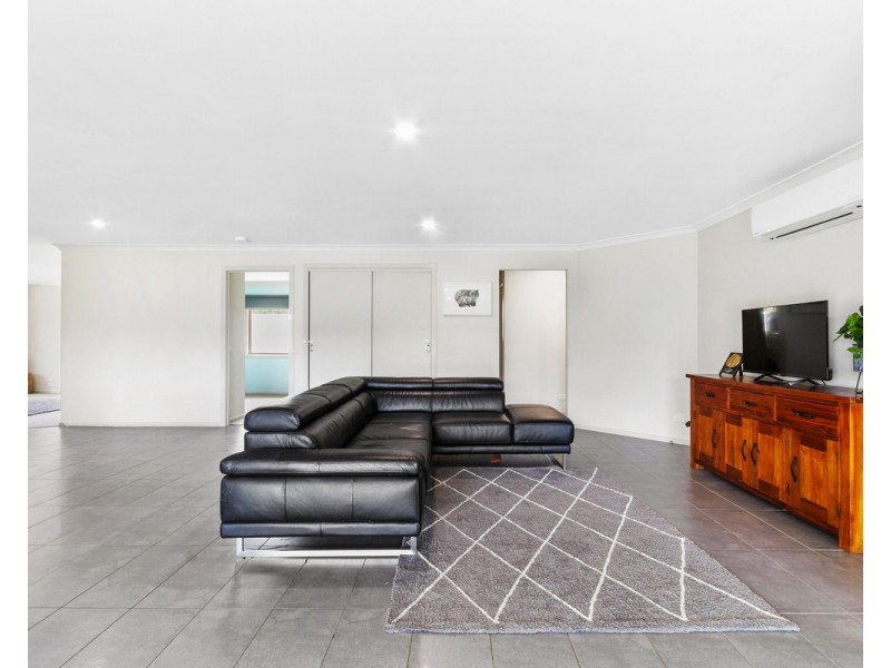 2 Davis Street, Stratford VIC 3862