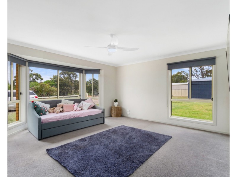 2 Davis Street, Stratford VIC 3862