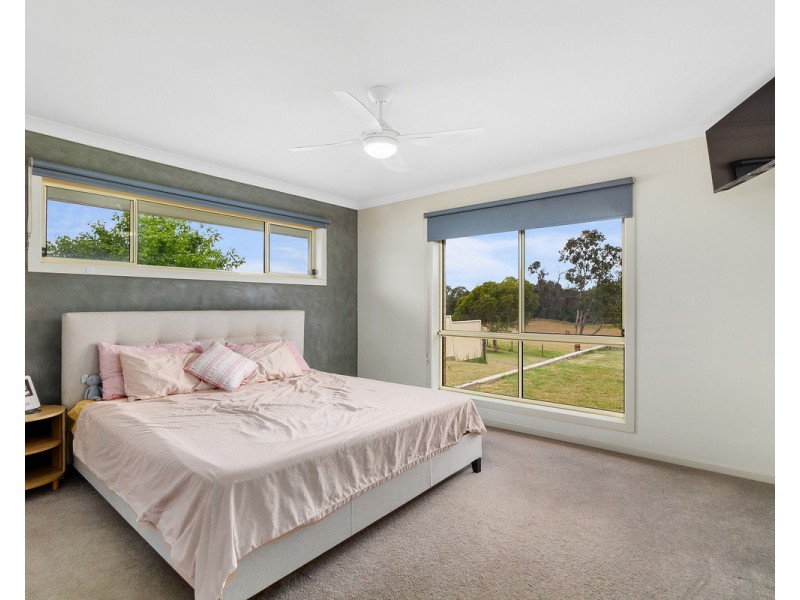 2 Davis Street, Stratford VIC 3862