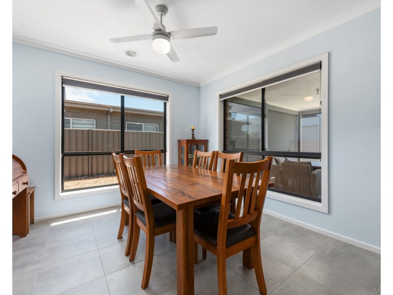 19 Page Court, Sale VIC 3850