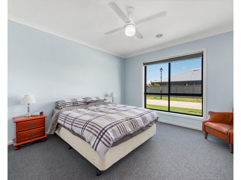 19 Page Court, Sale VIC 3850