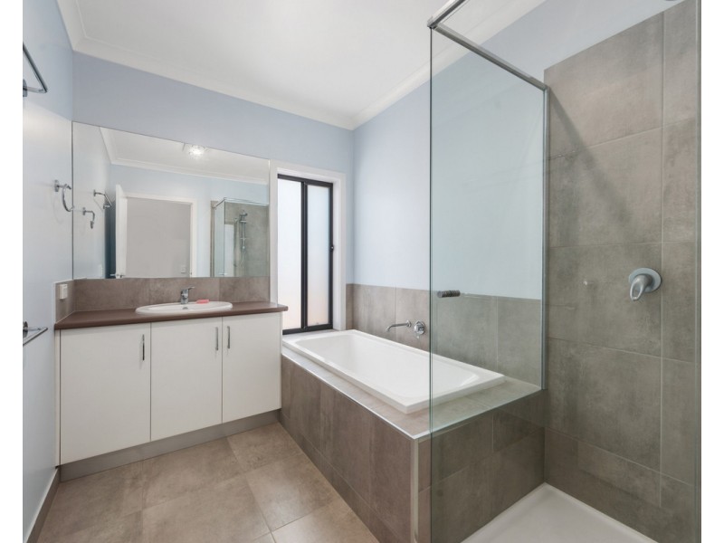 19 Page Court, Sale VIC 3850