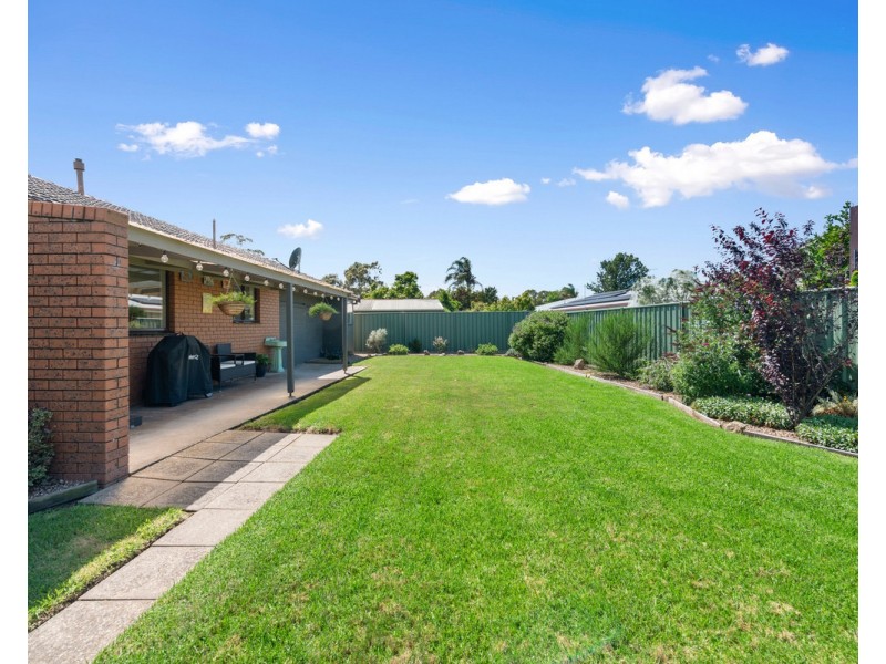6 Birch Place, Sale VIC 3850