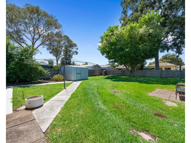 4 Cherry Place, Sale VIC 3850