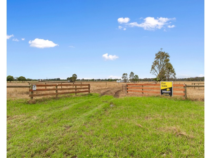 CA 29-30 Centre Road, Sale VIC 3850