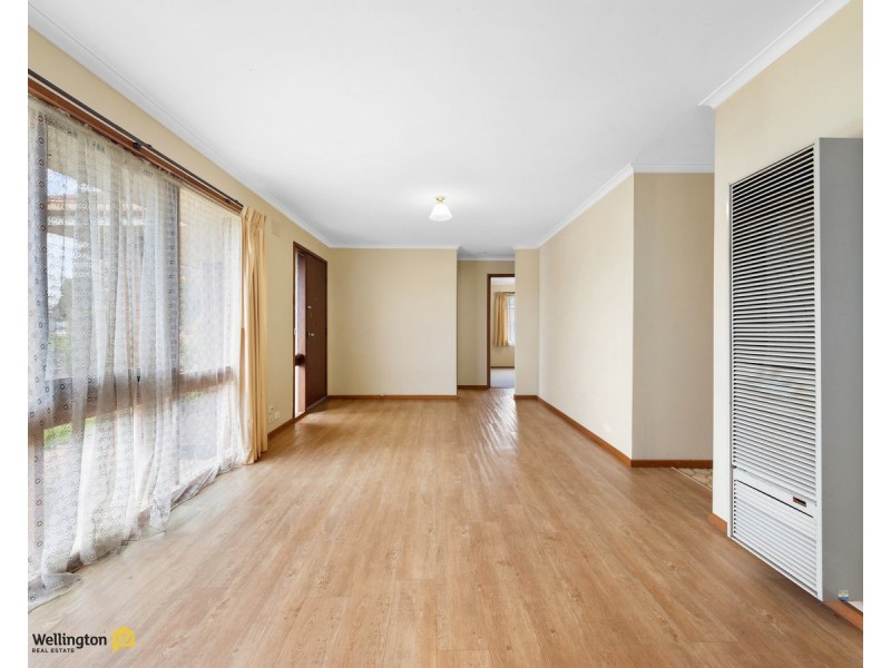 14 Jacaranda Drive, Sale VIC 3850