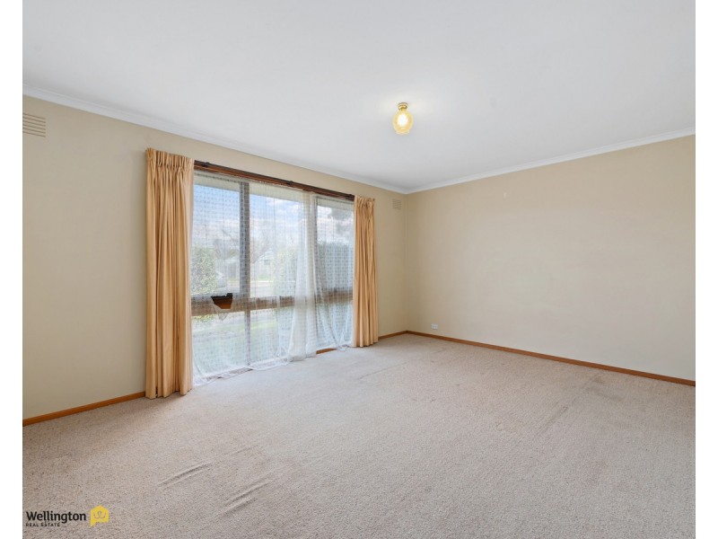 14 Jacaranda Drive, Sale VIC 3850