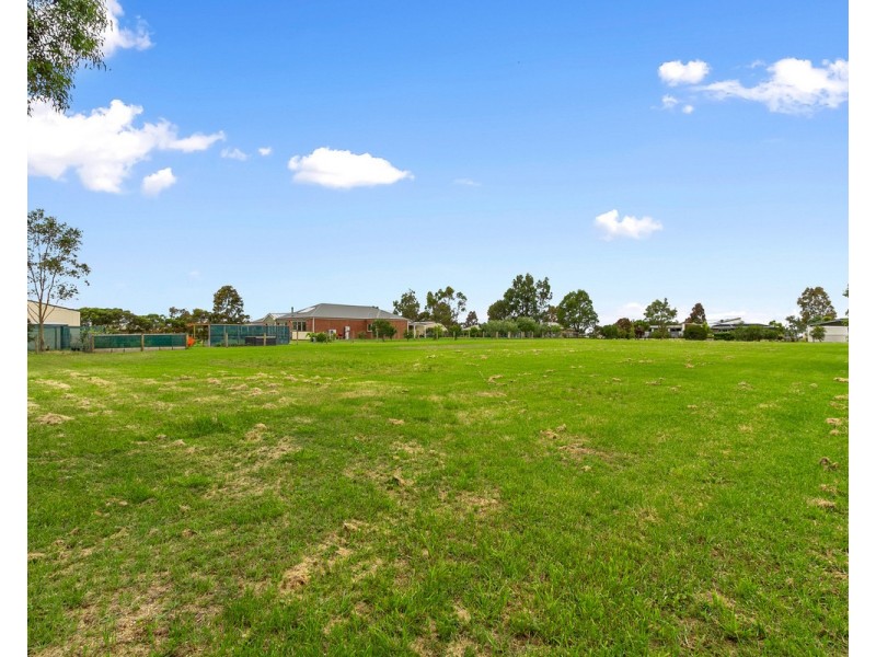 7 Jemma Court, Wurruk VIC 3850