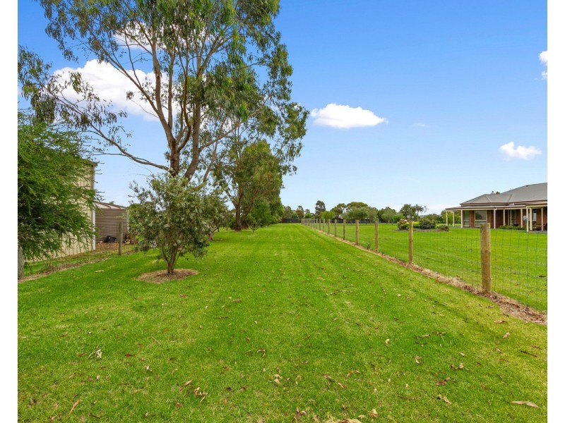 7 Jemma Court, Wurruk VIC 3850