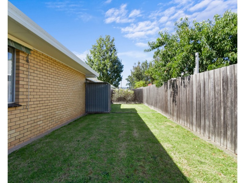 2/143 Stawell Street, Sale VIC 3850