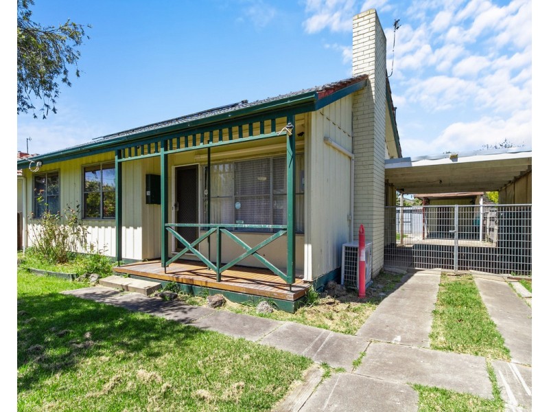 16 Hoddle Street, Sale VIC 3850