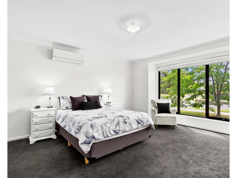 6 Peters Drive, Stratford VIC 3862