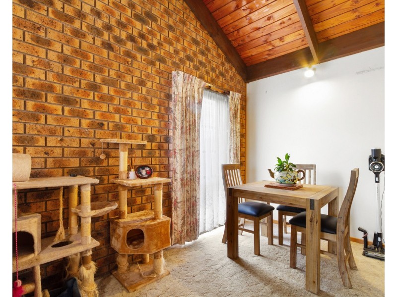 4/12 Wright Court, Sale VIC 3850