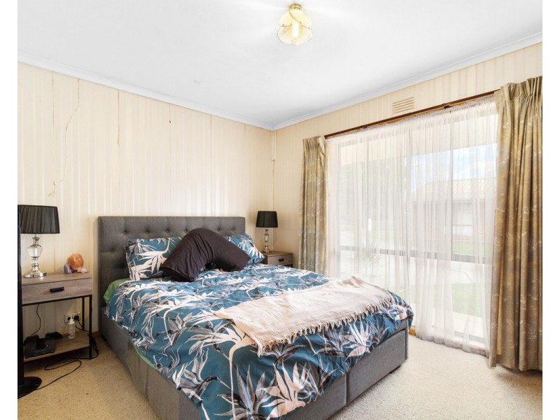 4/12 Wright Court, Sale VIC 3850