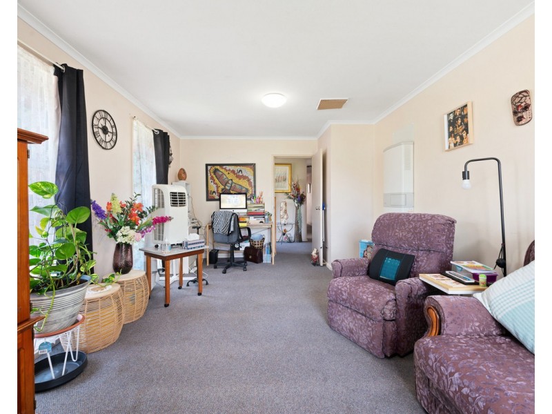 24 Jackson Avenue, Sale VIC 3850
