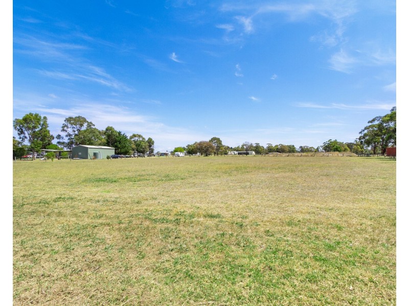 2/49 Boundary Creek Road, Longford VIC 3851