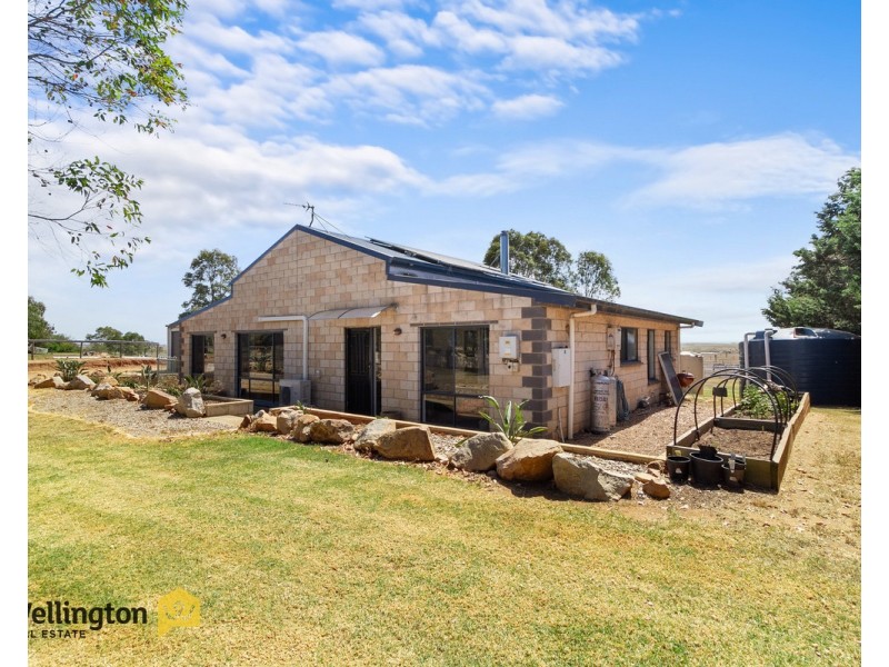 219 Mawley Road, Cobains VIC 3851