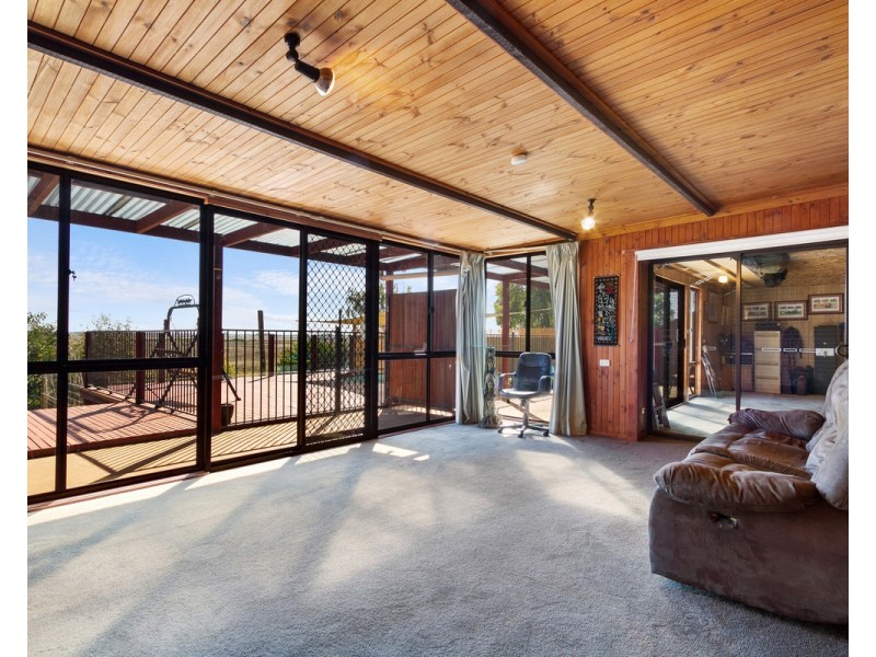 215 Mawley Road, Cobains VIC 3851