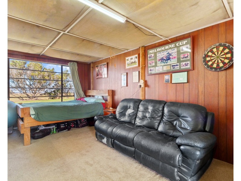 215 Mawley Road, Cobains VIC 3851