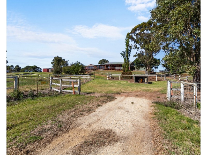 215 Mawley Road, Cobains VIC 3851