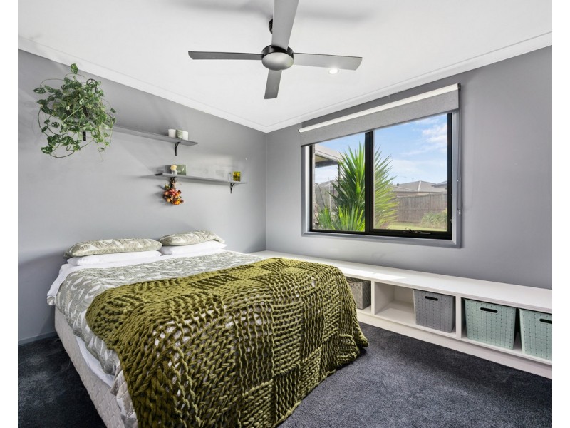 9 Burraginnin Close, Sale VIC 3850