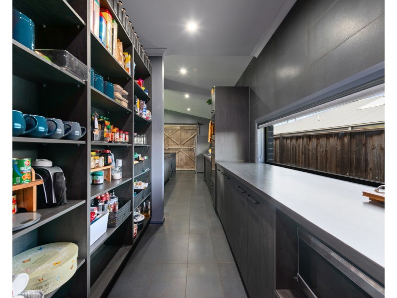 9 Burraginnin Close, Sale VIC 3850