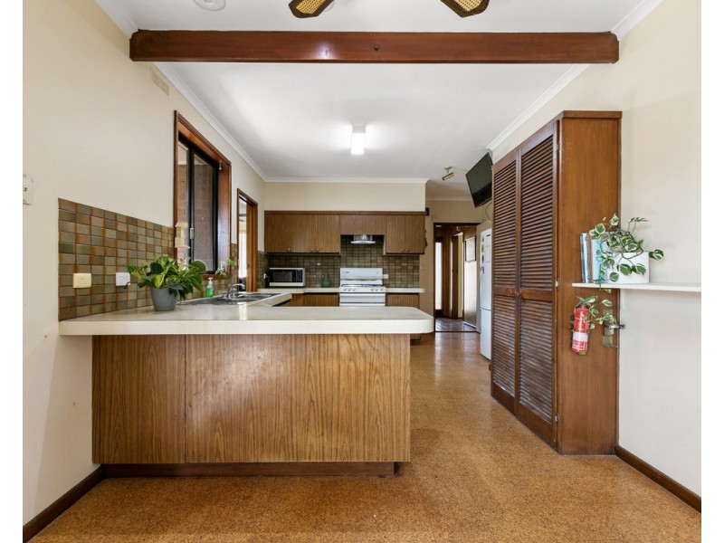 7 Araluen Drive, Sale VIC 3850